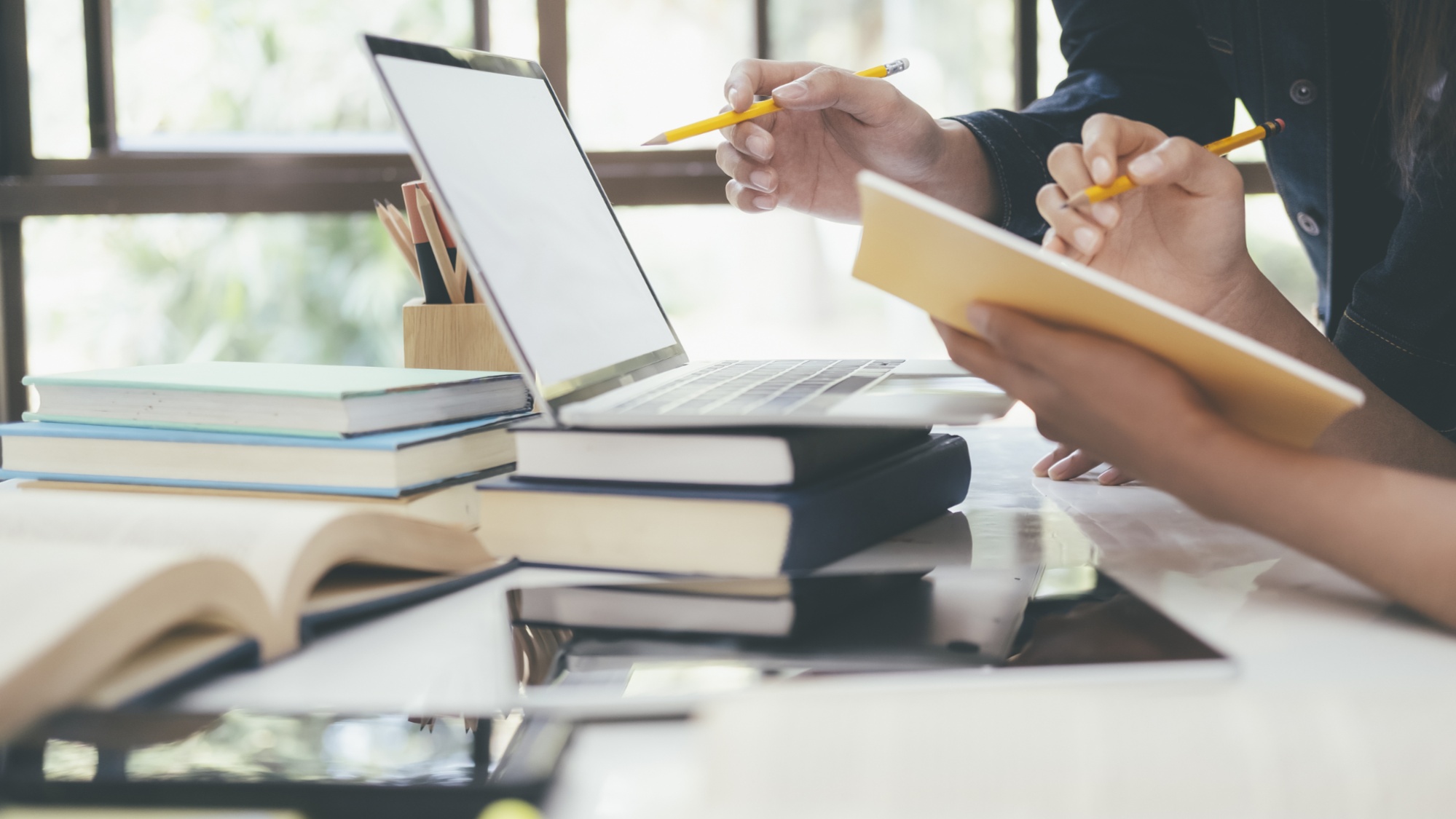 多措并举健全求职招聘体系